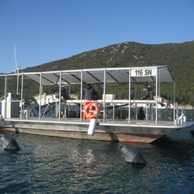 Oyster Farm Boat 01 - Marina STUDIO & studio 360